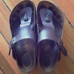 Birkenstock Giza Sandals size 39 (US W8.5-9)